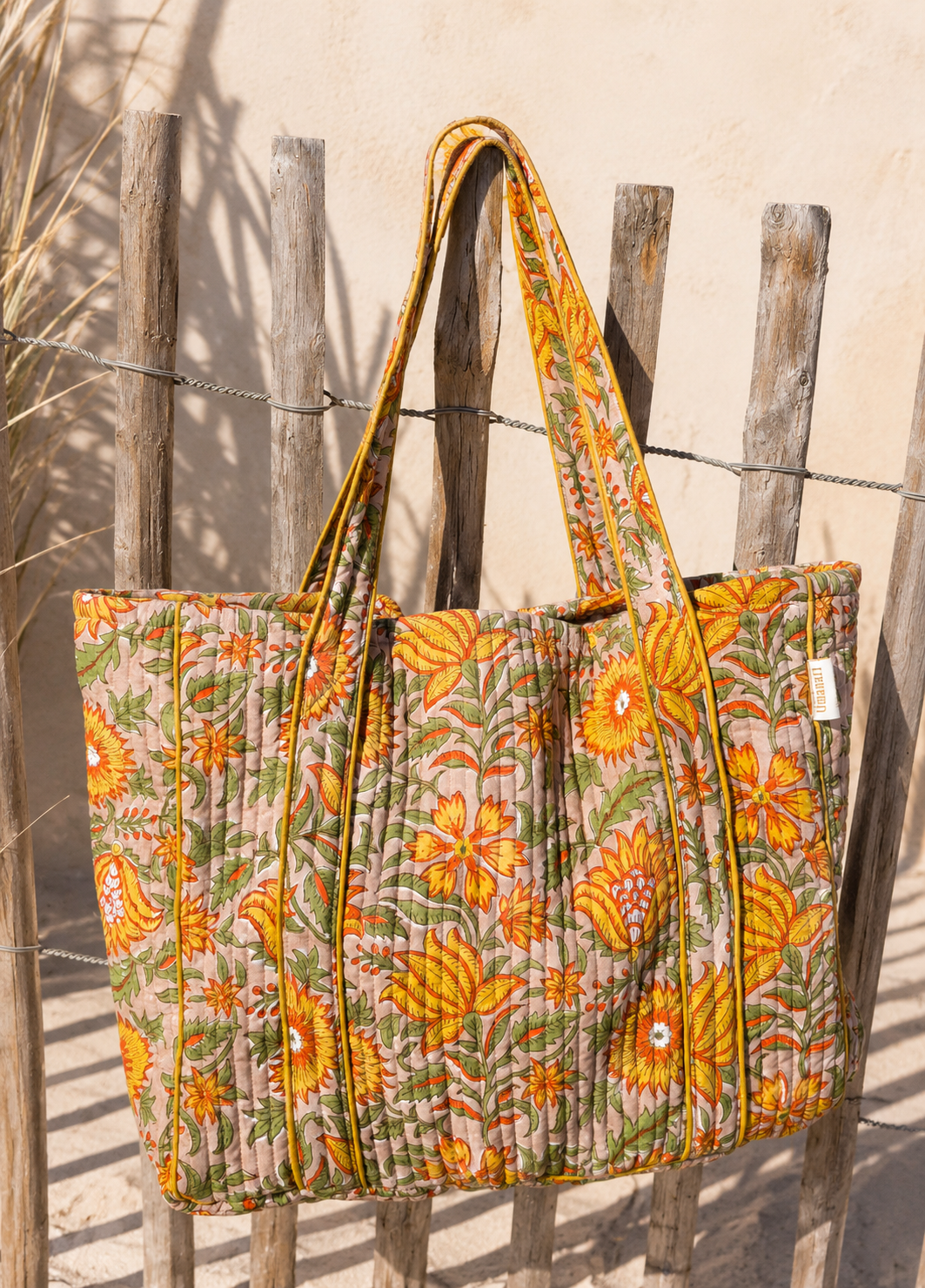 sac cabas femme en coton matelassé imprimé à la main selon la technique du block print umanari